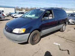 Vehiculos salvage en venta de Copart Pennsburg, PA: 2002 Toyota Sienna LE