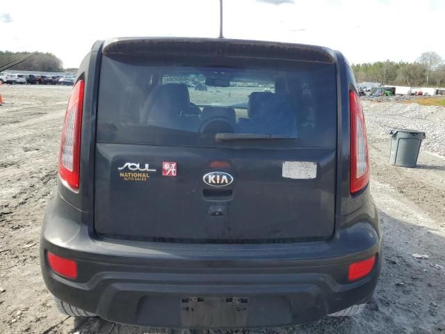 2013 KIA Soul +