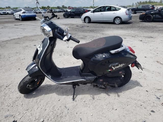 2022 Moto Scooter