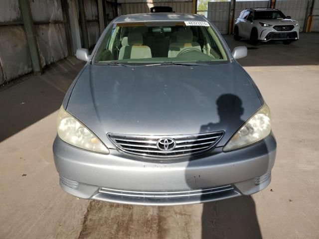 2005 Toyota Camry LE