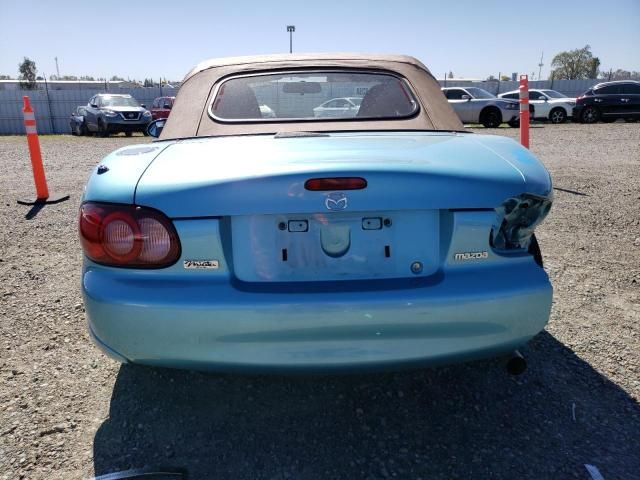 2002 Mazda MX-5 Miata Base