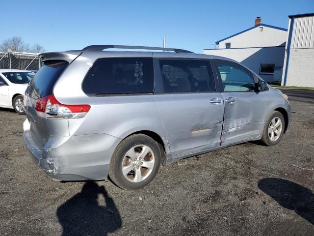 2012 Toyota Sienna LE