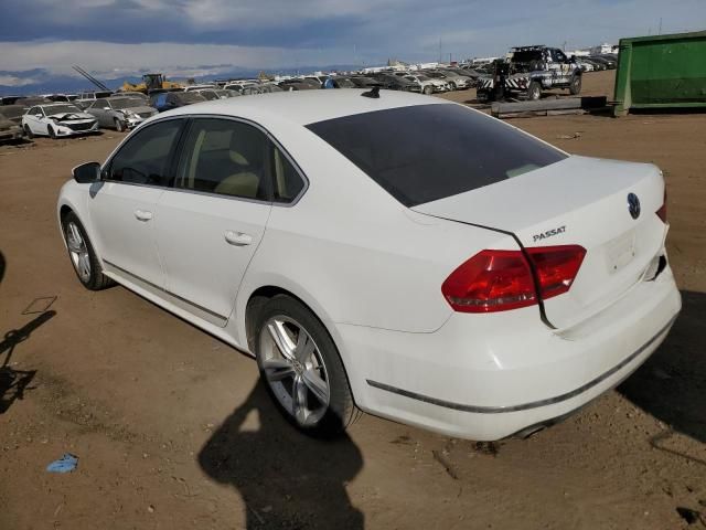 2013 Volkswagen Passat SEL