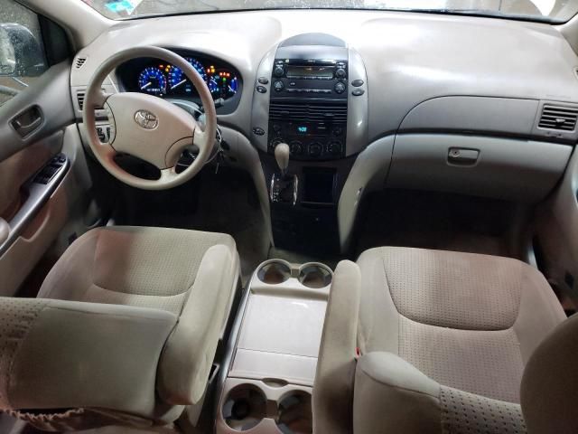 2008 Toyota Sienna CE