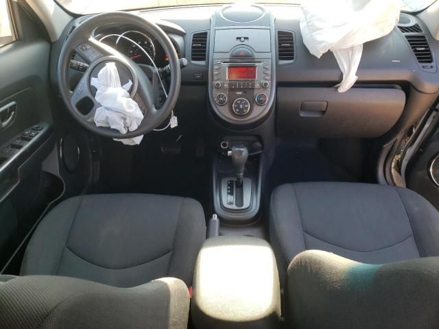 2010 KIA Soul +