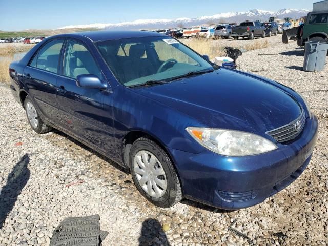 2005 Toyota Camry LE