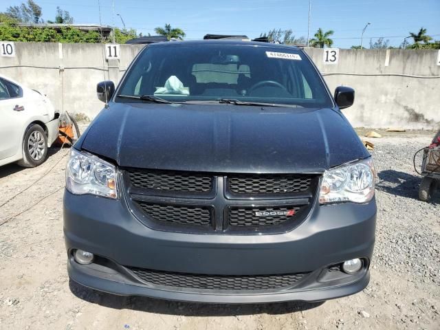 2016 Dodge Grand Caravan R/T