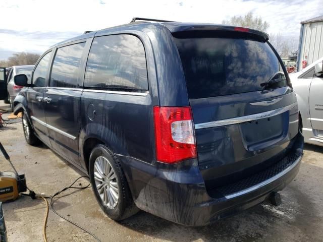 2013 Chrysler Town & Country Touring L