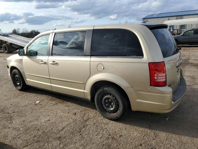 2010 Chrysler Town & Country LX