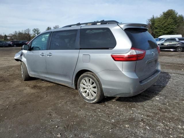 2015 Toyota Sienna XLE