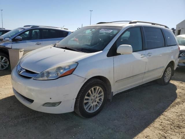 2007 Toyota Sienna XLE