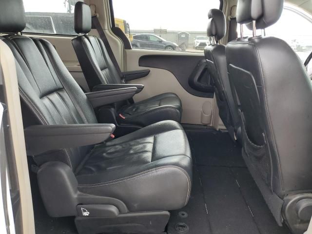 2015 Chrysler Town & Country Touring