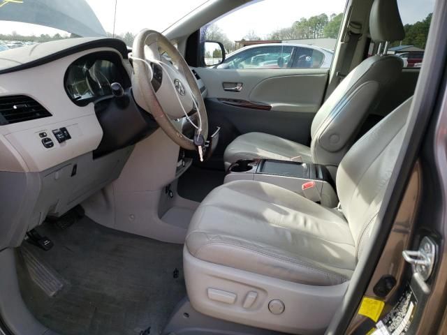 2011 Toyota Sienna XLE