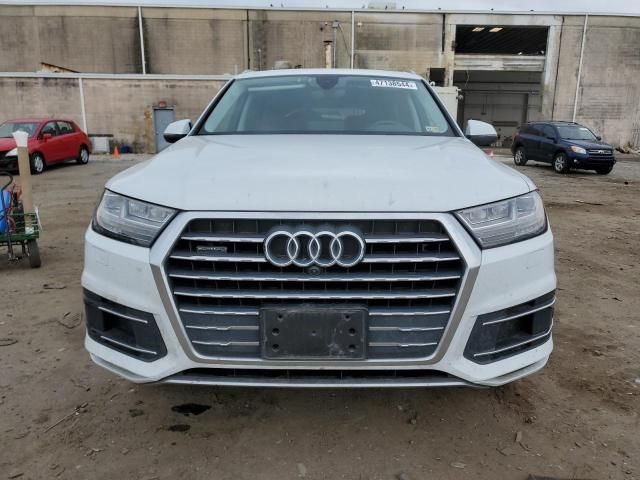 2019 Audi Q7 Premium Plus