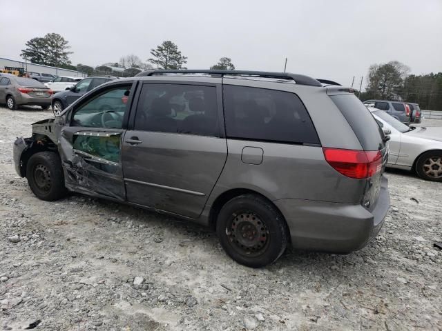 2005 Toyota Sienna CE