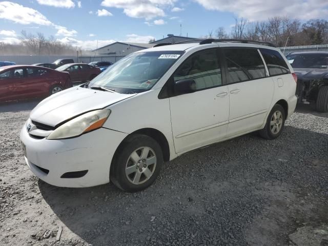 2006 Toyota Sienna CE