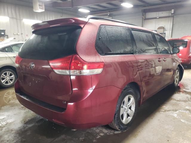 2012 Toyota Sienna LE