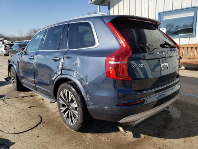 2022 Volvo XC90 T6 Momentum