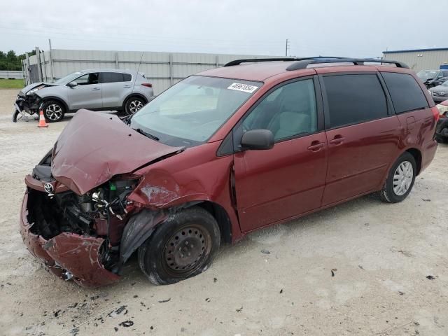 2010 Toyota Sienna CE