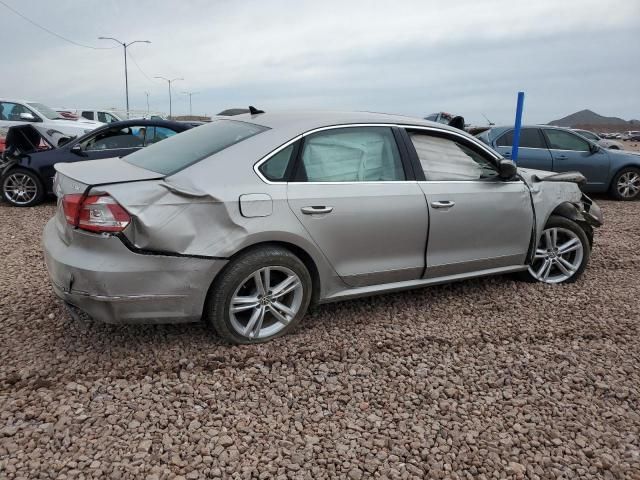 2012 Volkswagen Passat SEL