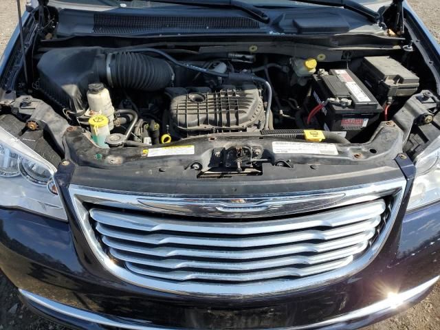 2011 Chrysler Town & Country Touring L