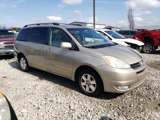 2004 Toyota Sienna XLE