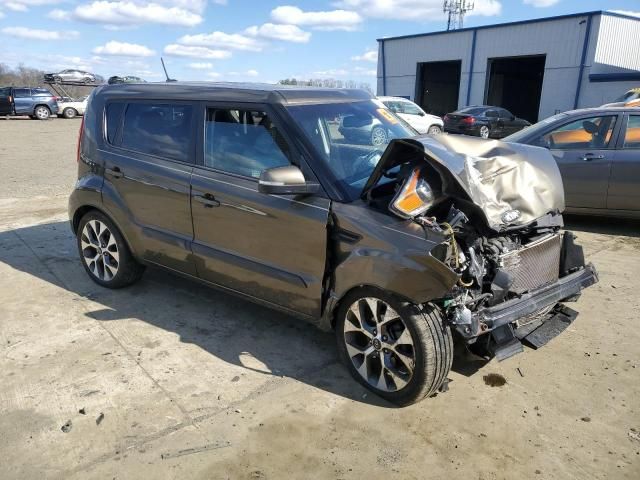 2013 KIA Soul +