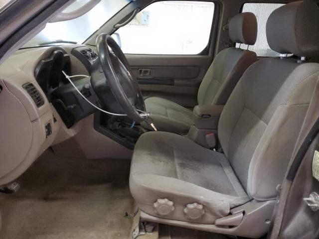 2003 Nissan Frontier Crew Cab XE