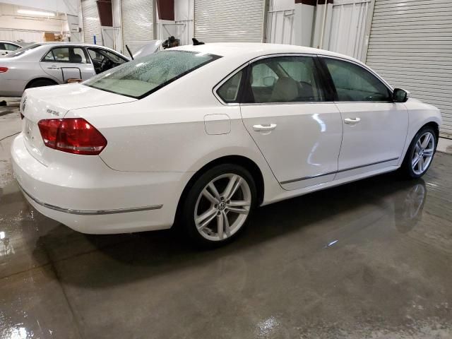 2015 Volkswagen Passat SEL