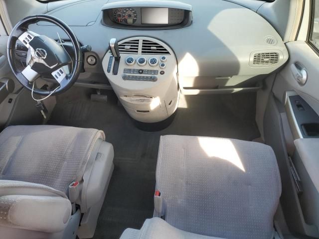 2004 Nissan Quest S