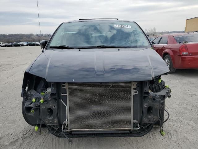 2012 Chrysler Town & Country Touring