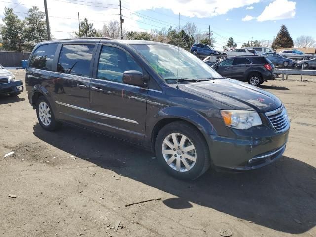 2012 Chrysler Town & Country Touring