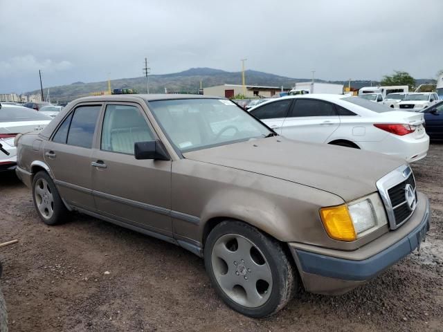 1989 Mercedes-Benz 260 E