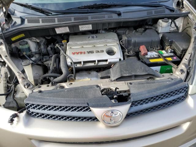 2004 Toyota Sienna XLE