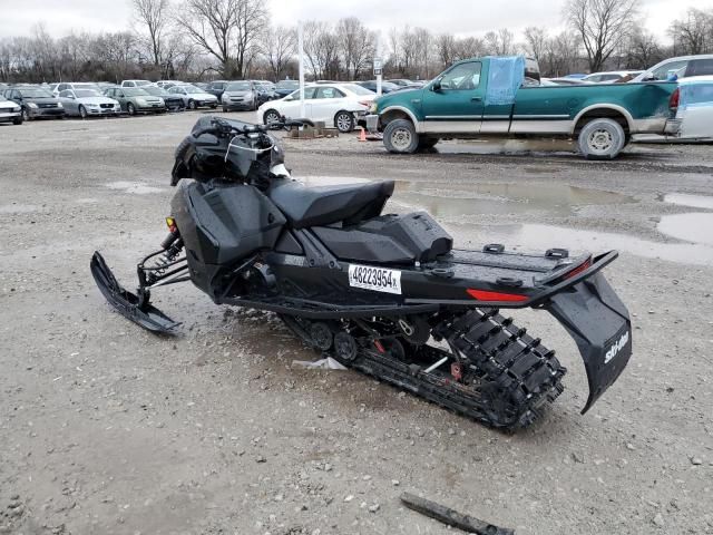 2023 Skidoo Renegade