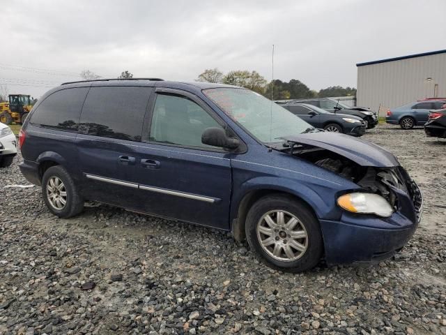 2006 Chrysler Town & Country Touring