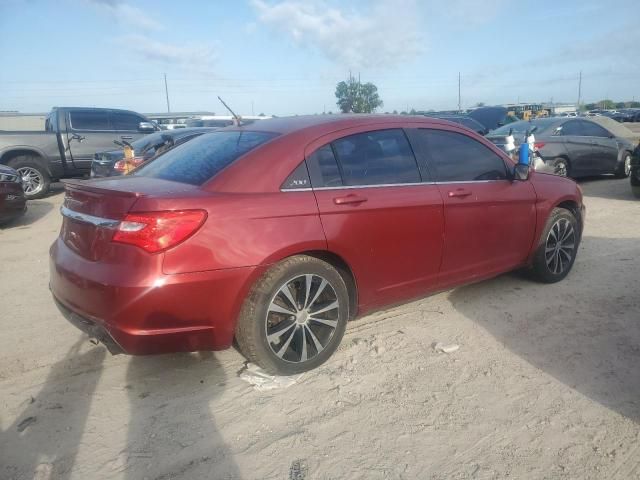 2013 Chrysler 200 Touring