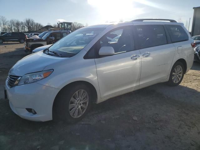 2015 Toyota Sienna XLE