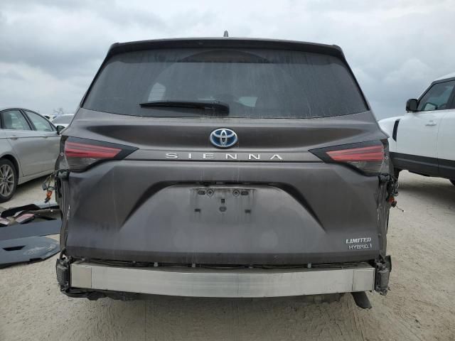 2022 Toyota Sienna Limited