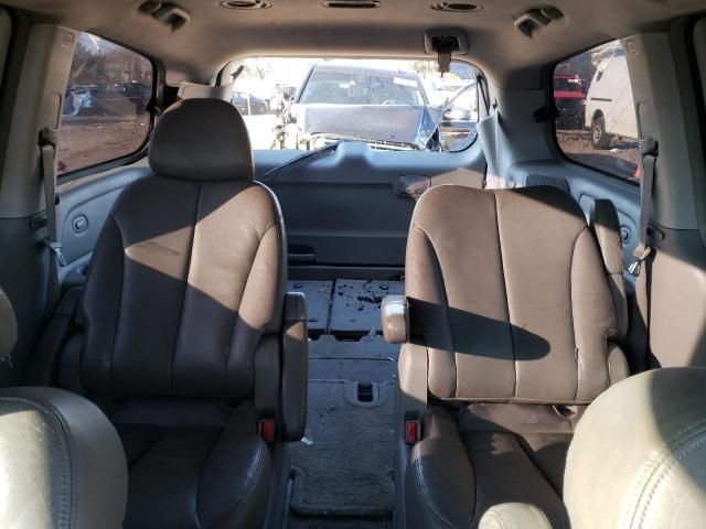 2007 KIA Sedona EX