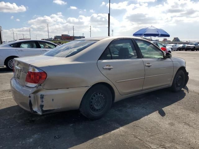 2005 Toyota Camry LE