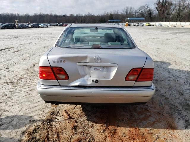 1997 Mercedes-Benz E 320