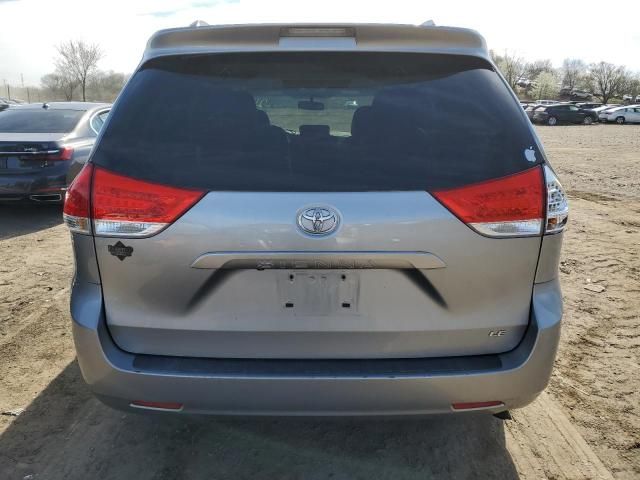 2013 Toyota Sienna LE