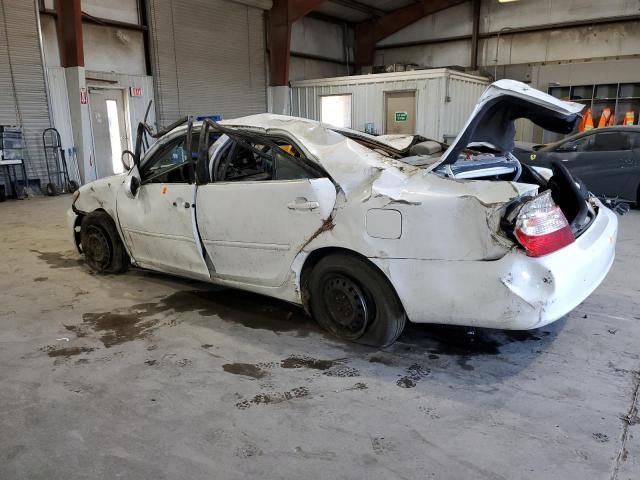 2004 Toyota Camry LE