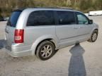 2009 Chrysler Town & Country Touring