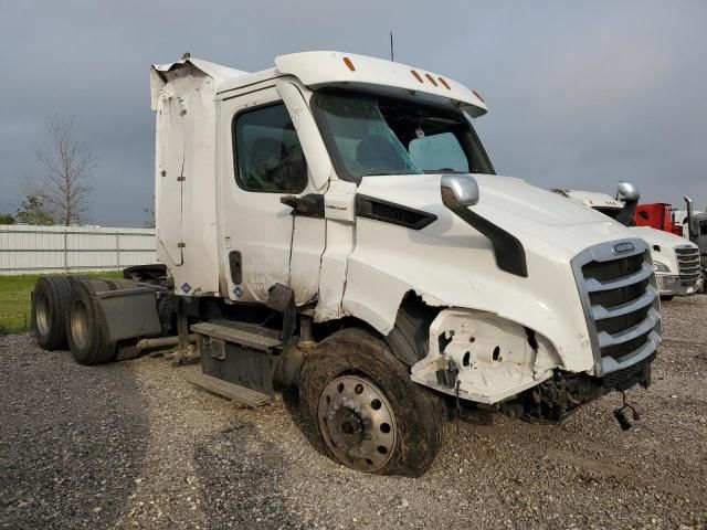 2023 Freightliner Cascadia 116