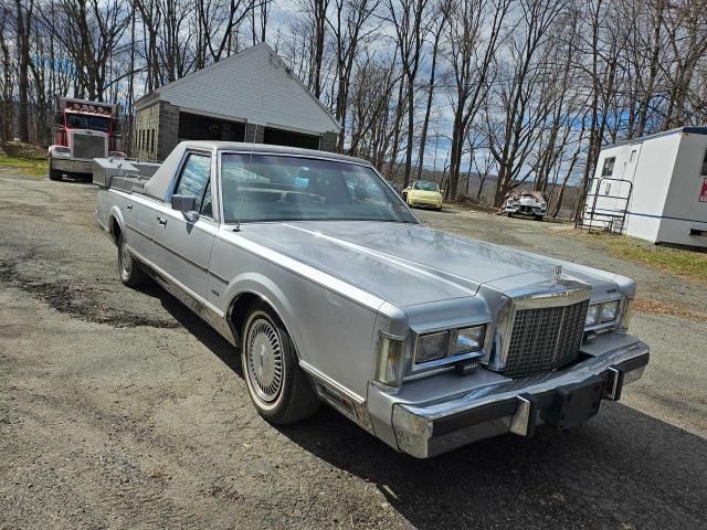 1985 Lincoln Town Car