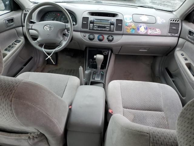 2004 Toyota Camry LE