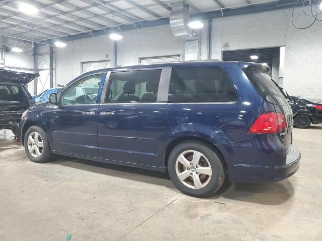 2013 Volkswagen Routan SEL Premium