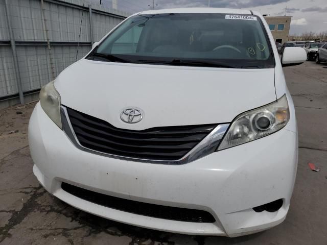 2012 Toyota Sienna LE